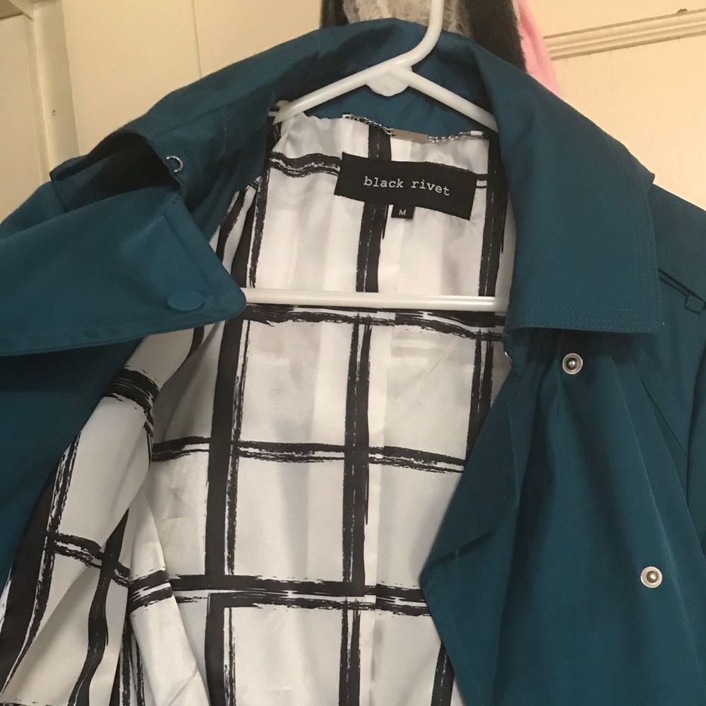 Jacket - Picture 2 of 3